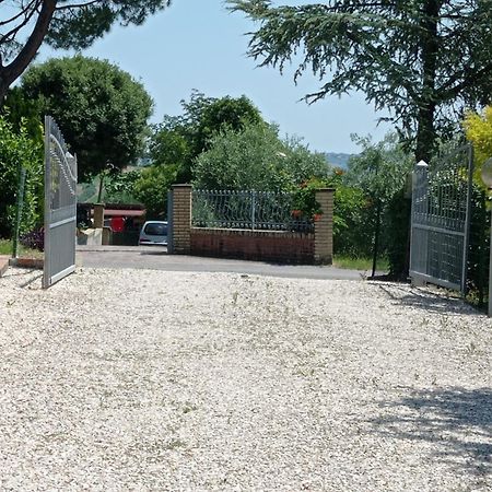 Vila Valdiveltrica Mondavio Exteriér fotografie