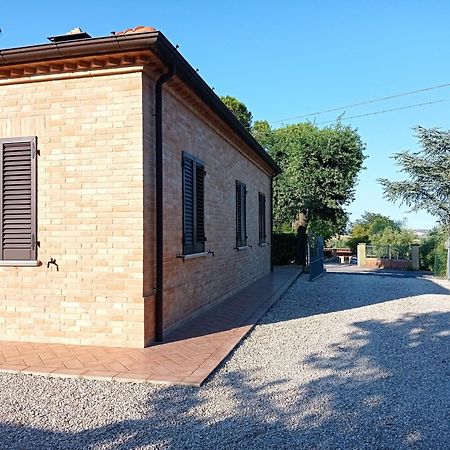 Vila Valdiveltrica Mondavio Exteriér fotografie